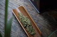 茶小白的挑茶秘籍：一招选出好龙井！