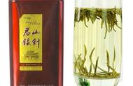 中国名茶《君山银针》：诗意茶香，品味人生