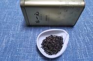 两家茉莉花茶品牌对比：吴裕泰与张一元的茶叶特色分析